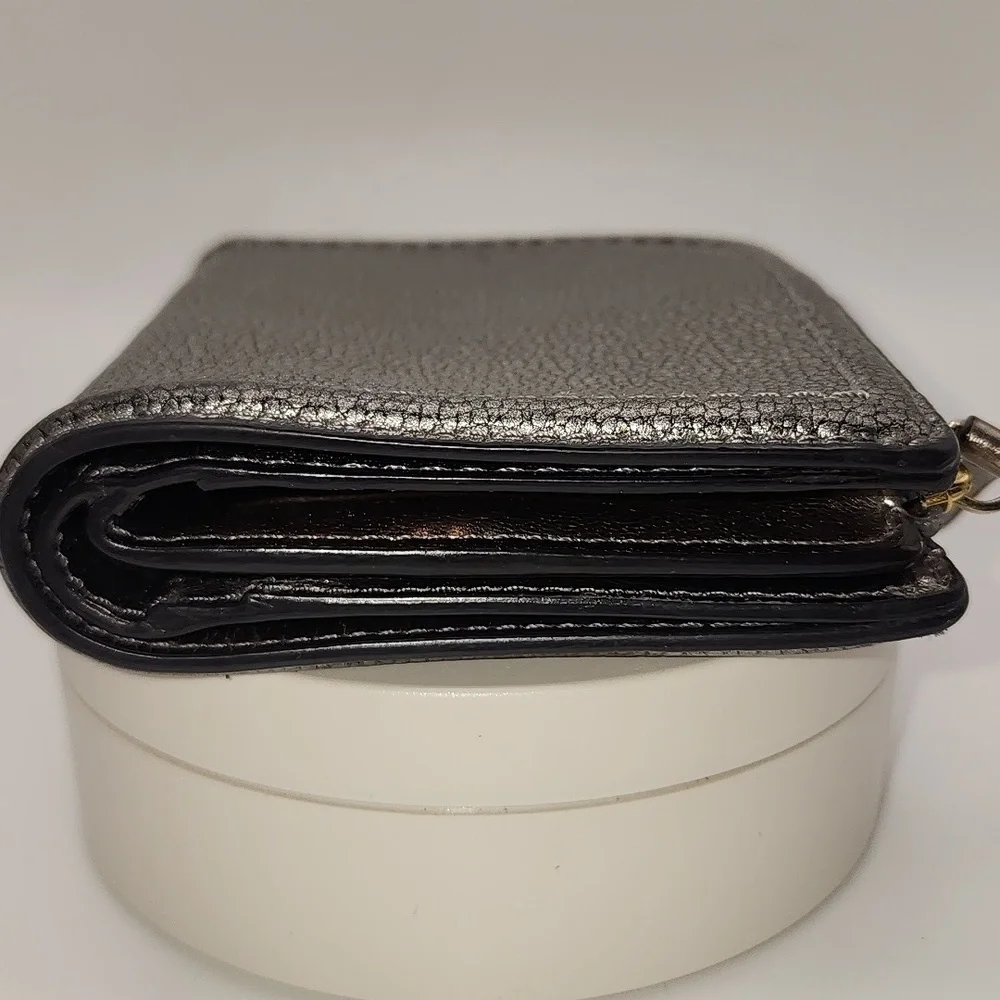 Kate Spade Metallic Black/Silver Wallet‎